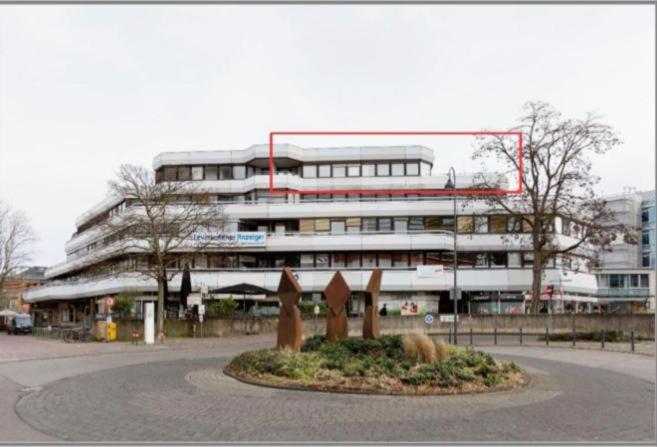 Im Herzen Von Wiesdorf- Blick Auf Das Bayer-Kreuz -Appartement Mit 2 Schlafzimmern-Fuer 3 Personen -Zentral Gelegen - Friedrich Ebert Platz 5A , 4Te Etage - Dachterrasse Und Sauna - Kaution Pflicht - Leverkusen Kültér fotó