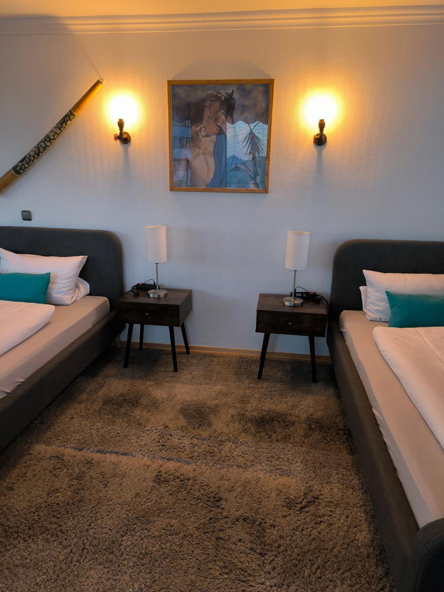 Im Herzen Von Wiesdorf- Blick Auf Das Bayer-Kreuz -Appartement Mit 2 Schlafzimmern-Fuer 3 Personen -Zentral Gelegen - Friedrich Ebert Platz 5A , 4Te Etage - Dachterrasse Und Sauna - Kaution Pflicht - Leverkusen Kültér fotó